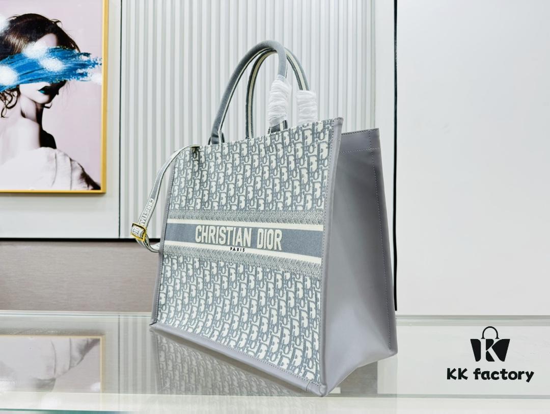 Gray D Leather Trim Large Tote Bag DIOR Book Tote24 Spring Collection