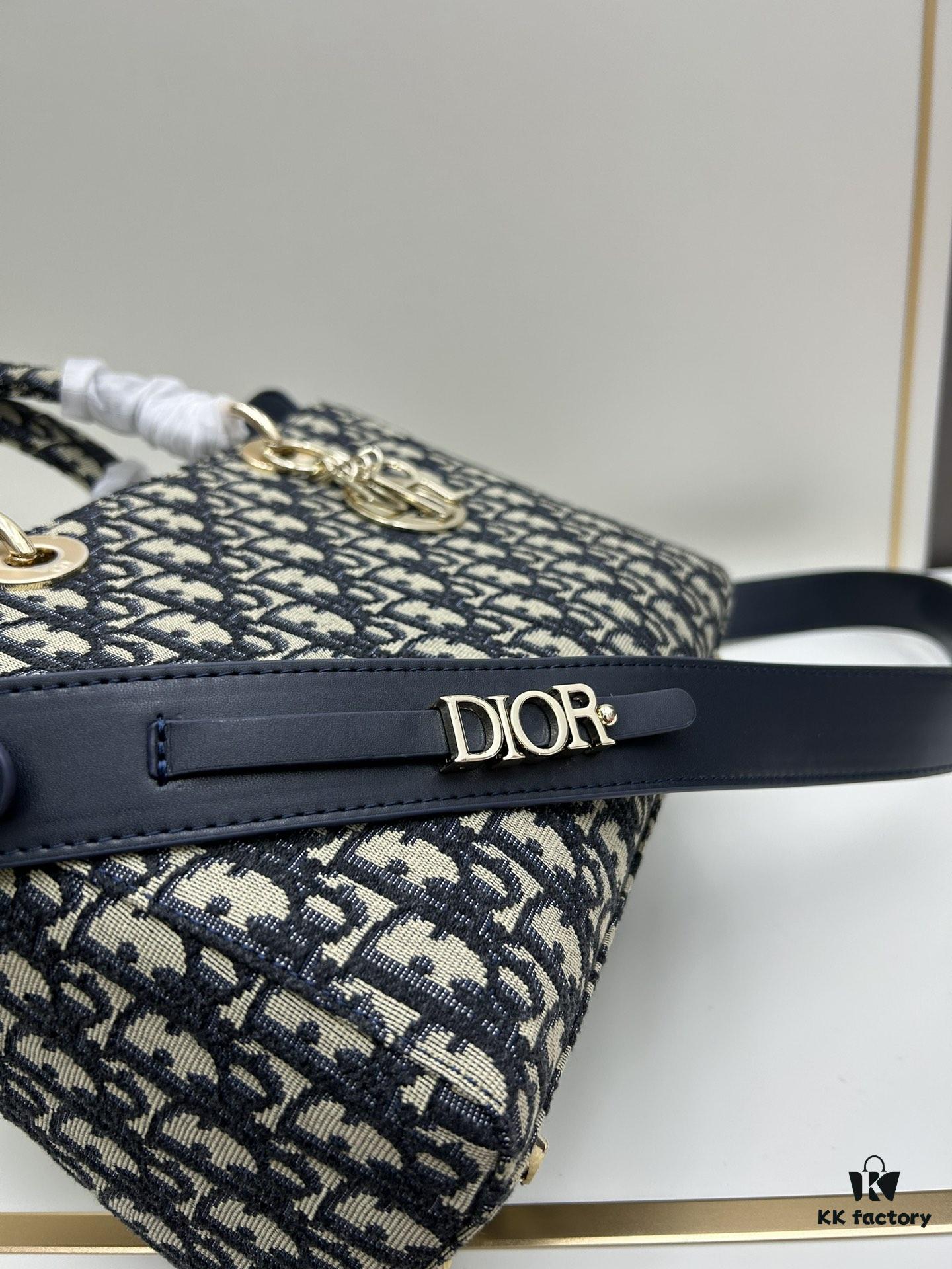Large 29cm Dior Dior Caro Bag in Black Wrinkled Calfskin [Horizontal Style]