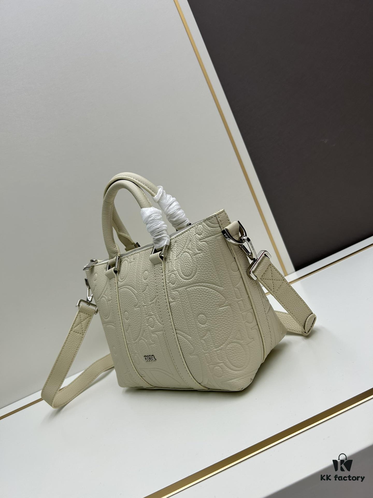 Weekender 25 Handbag in Elegantly Designed Grain Leather with Dior Gravity Pattern
