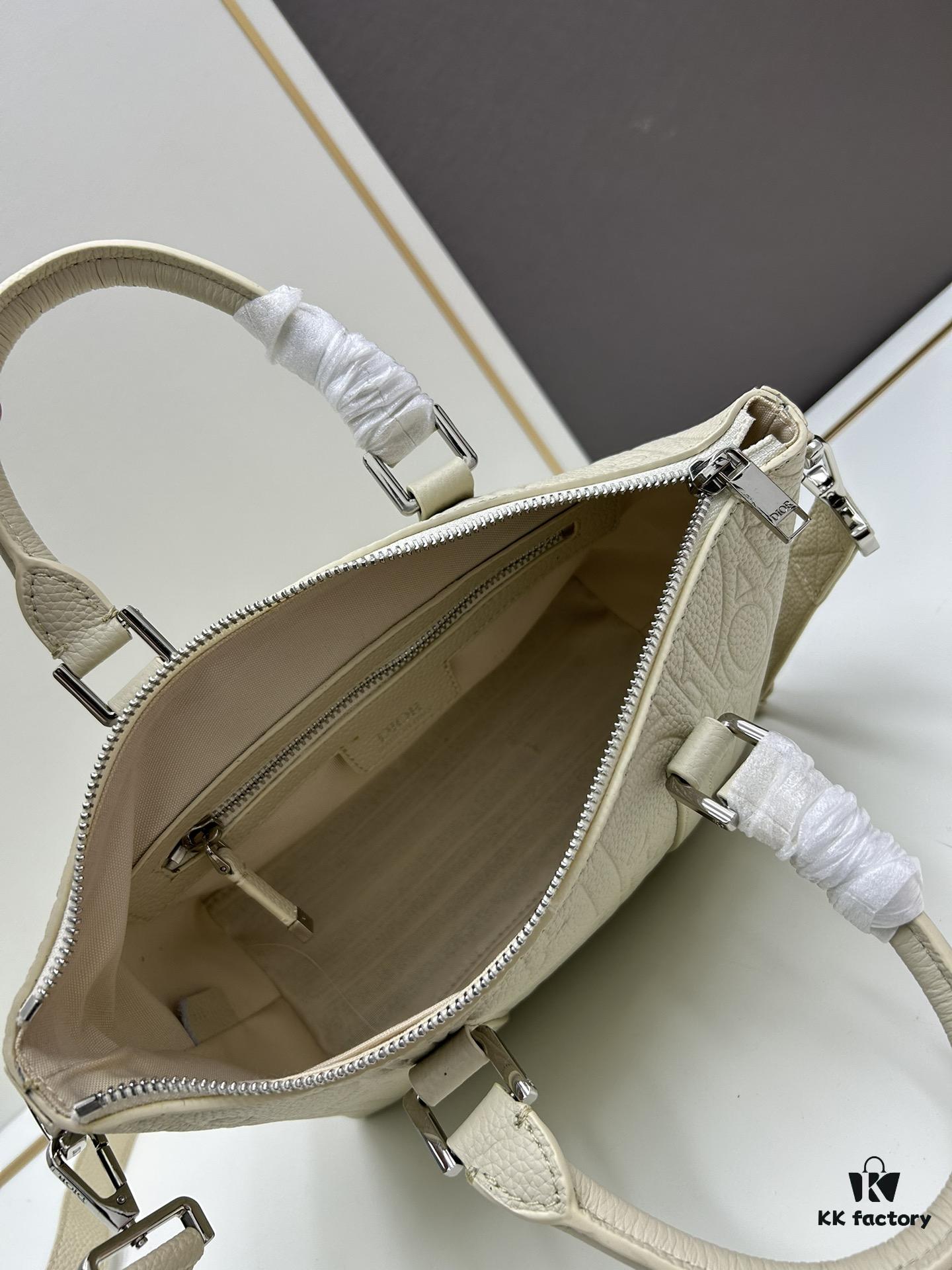 Weekender 25 Handbag in Elegantly Designed Grain Leather with Dior Gravity Pattern