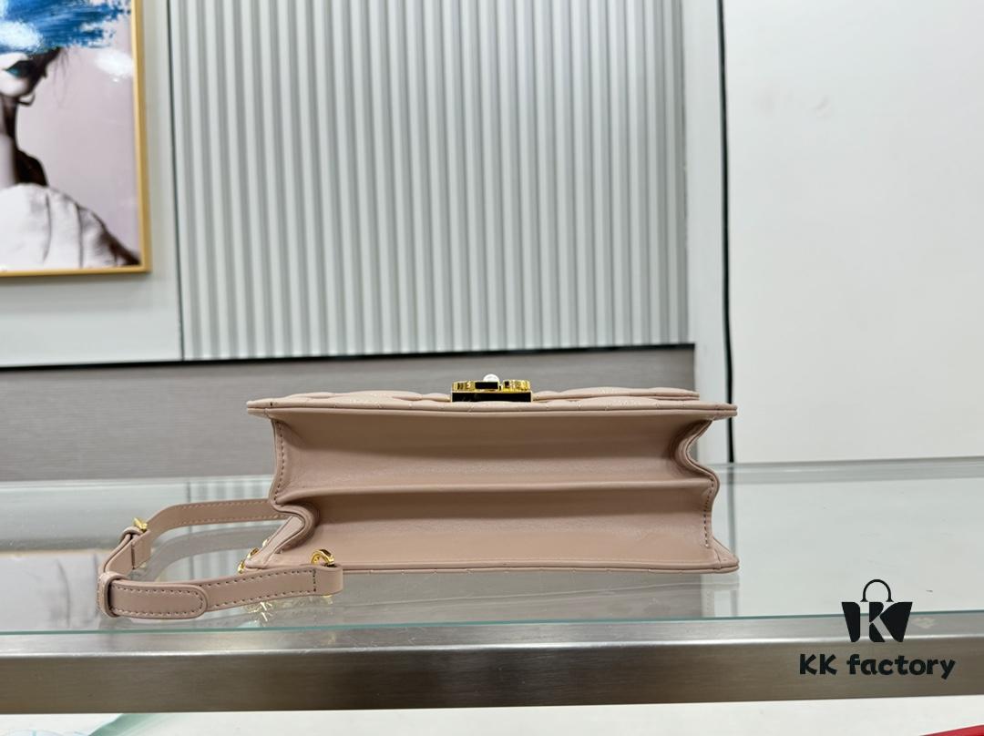 Dior Ange Handbag from the 2024 Fall-Winter Ready-to-Wear Collection