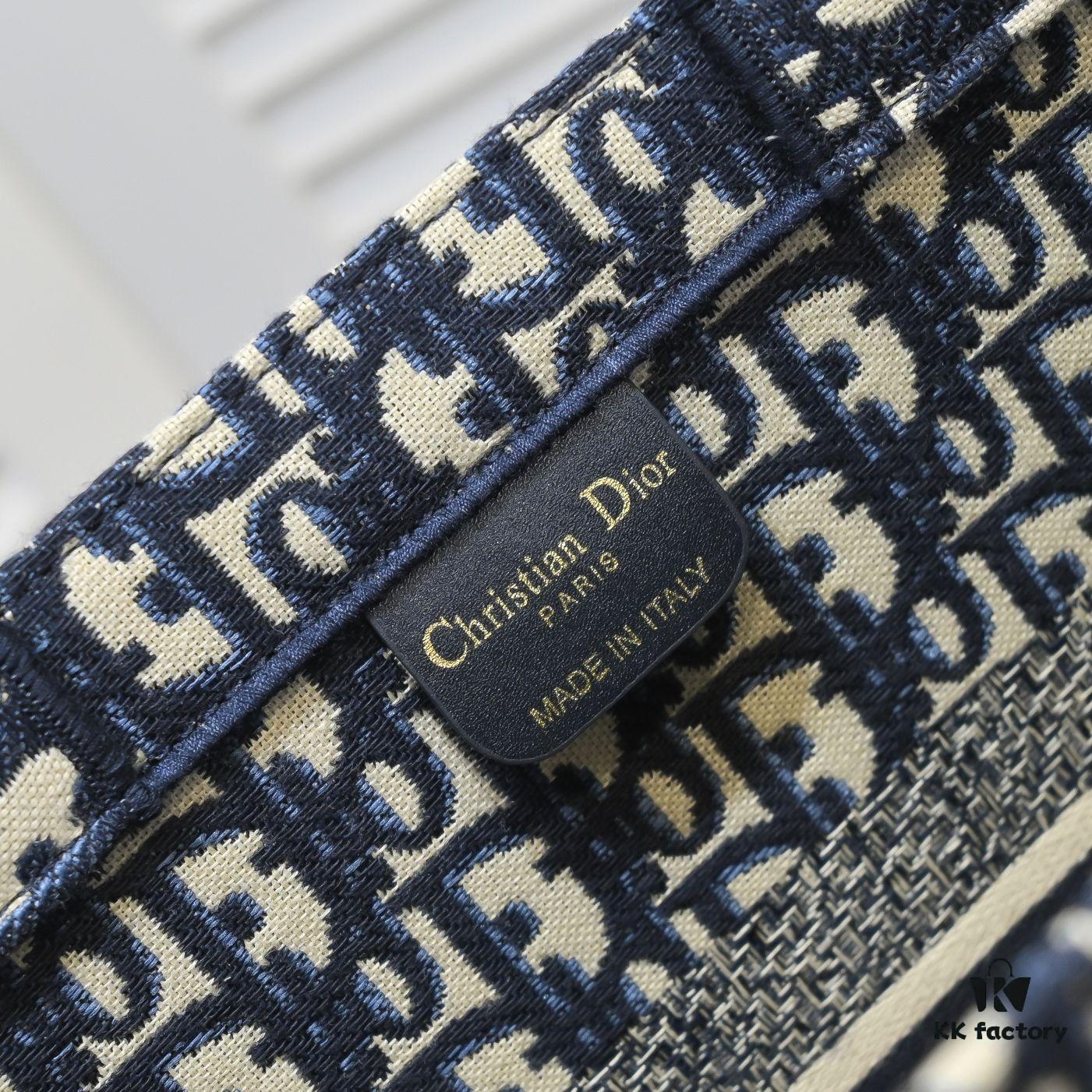 Dior Small Shopping Bag with Silk Scarf, Edged Design, New Arrival from Dior Counter, Limited Edition, Celebrity Style, Premium Quality Imported Fabric