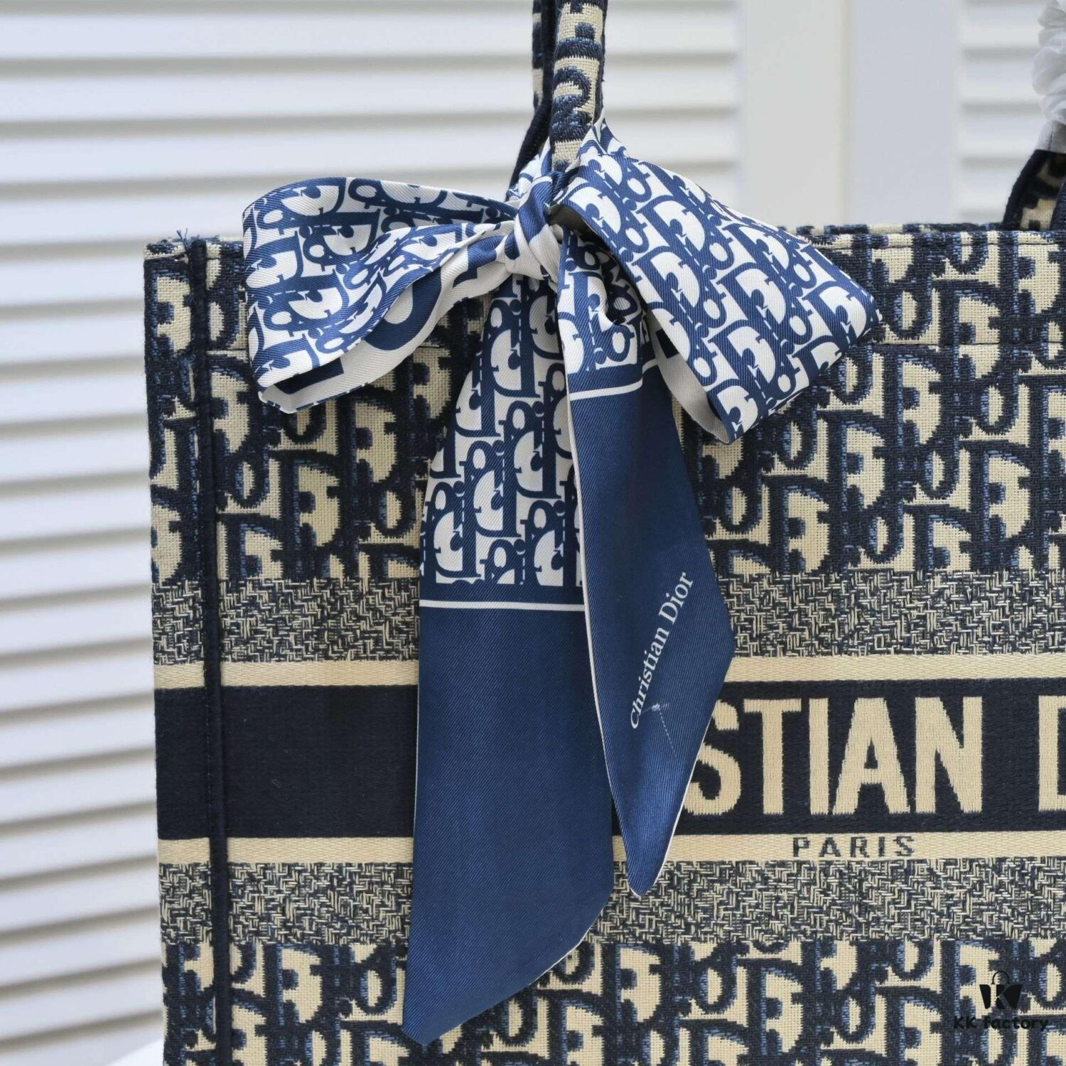 Dior Small Shopping Bag with Silk Scarf, Edged Design, New Arrival from Dior Counter, Limited Edition, Celebrity Style, Premium Quality Imported Fabric