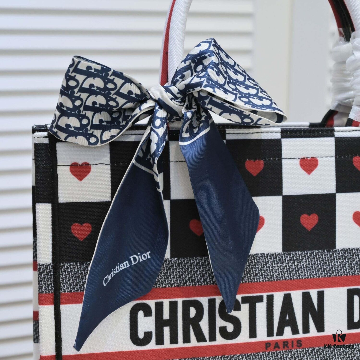 Dior Small Shopping Bag with Silk Scarf, Hemmed, New Arrival from Dior Counter, Limited Edition, Celebrity Style, High-End Quality, Imported Fabric