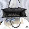 Large Size with Silk Scarf 🔥 Embroidered Edging ➔ Dior New Arrival Boutique Shopping Bag! Synchronized with Boutique Release! Limited Edition Worn by Celebrities! Extremely Stylish!