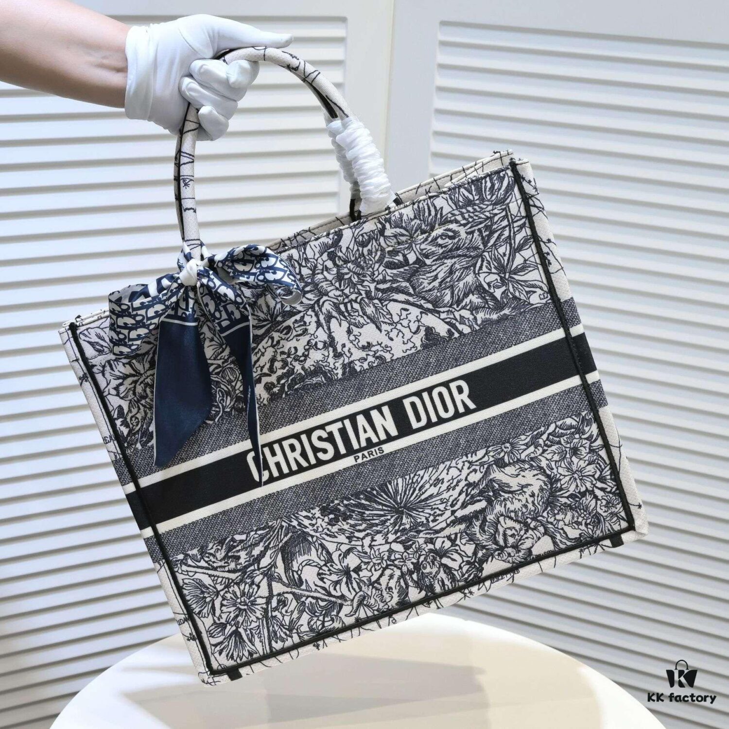 Large DIOR Dior Shopping Bag with Silk Scarf, Embroidered Edging, Limited Edition, Celebrity Style, High-End Quality