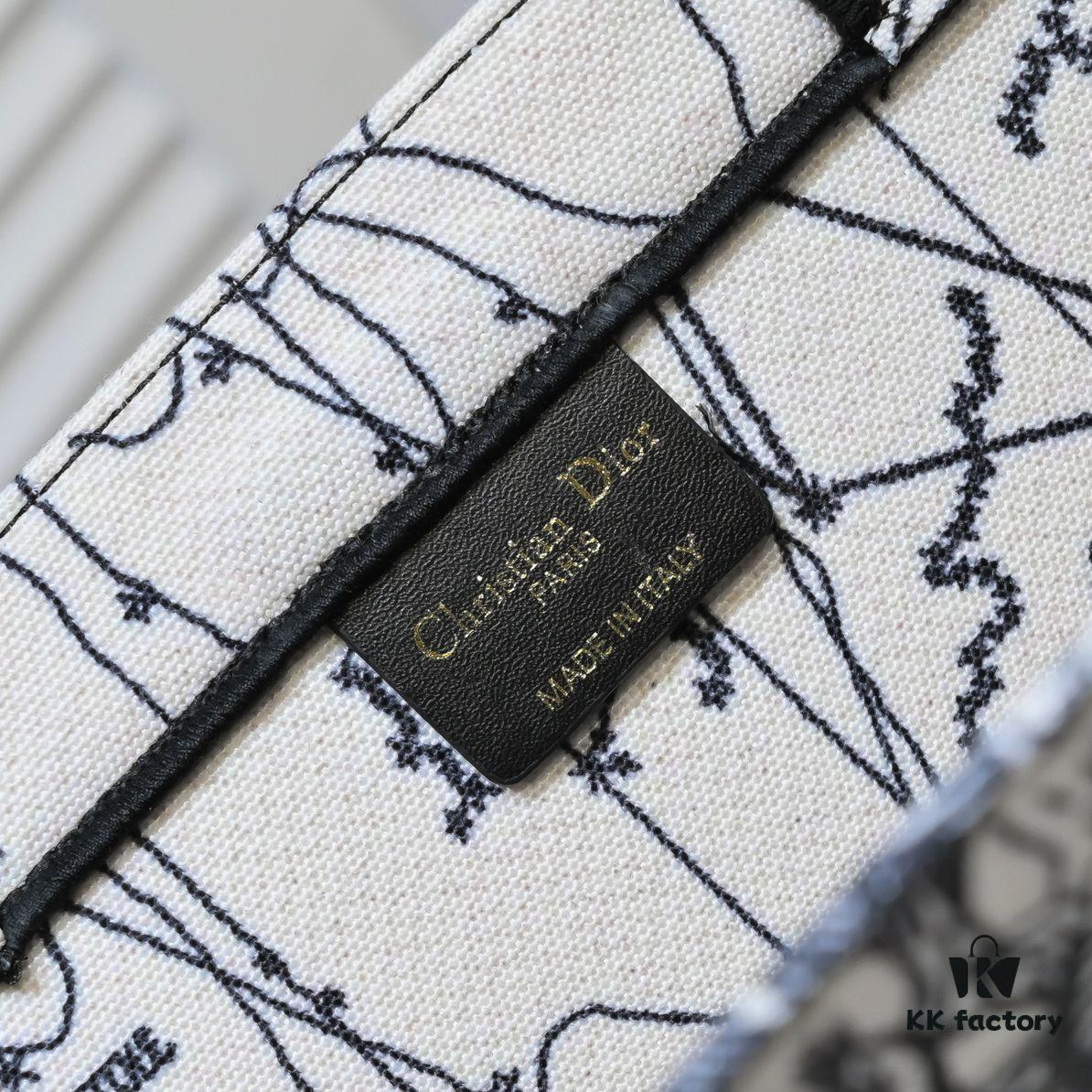 Large DIOR Dior Shopping Bag with Silk Scarf, Embroidered Edging, Limited Edition, Celebrity Style, High-End Quality