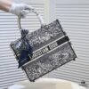Dior Small Shopping Bag with Silk Scarf, Hemmed, New Arrival from Dior Counter! Limited Edition, Same as Celebrity Style!
