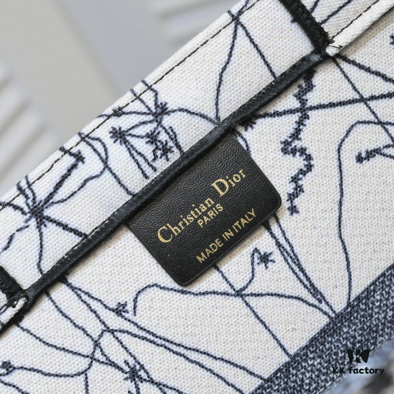 Dior Small Shopping Bag with Silk Scarf, Hemmed, New Arrival from Dior Counter! Limited Edition, Same as Celebrity Style!