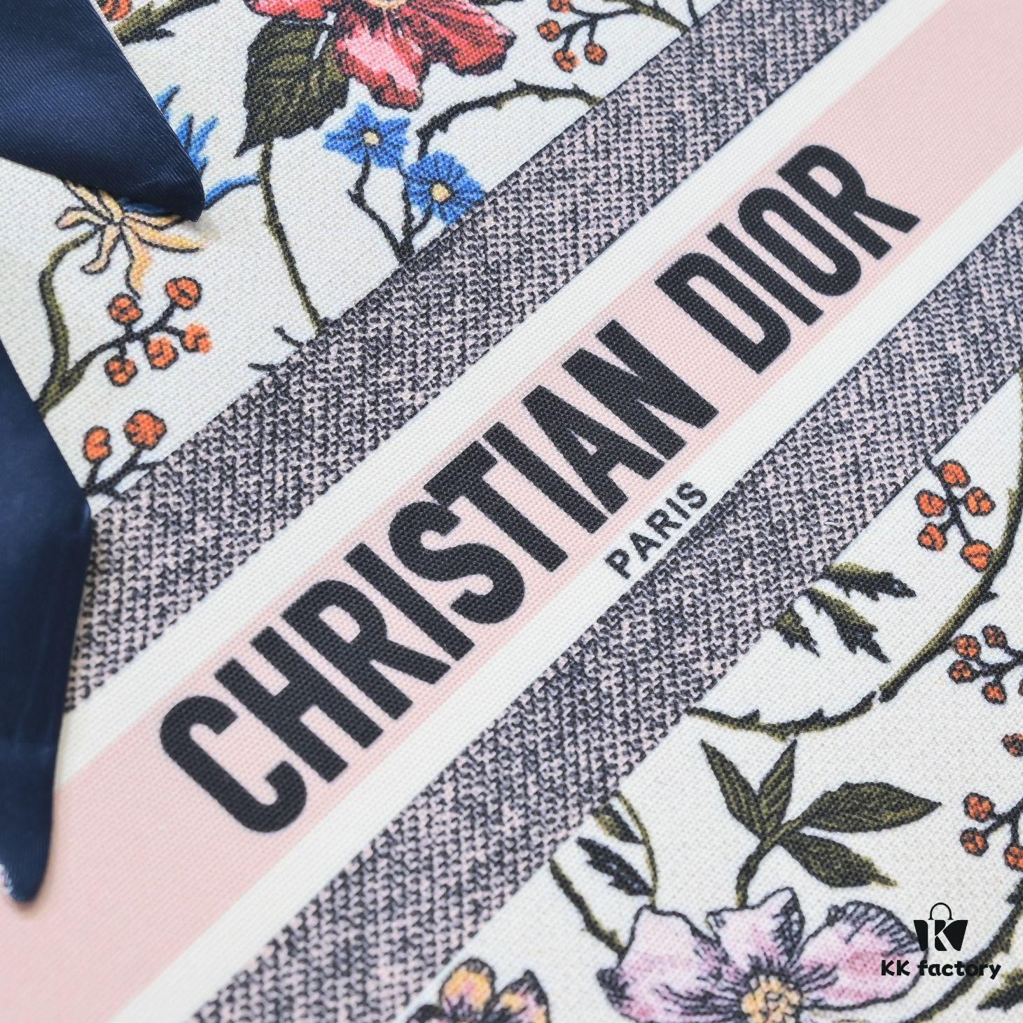 Large Size Dior Shopping Tote with Scarf, Embroidered Edging, Limited Edition, Celebrity Style, High-Quality Imported Fabric