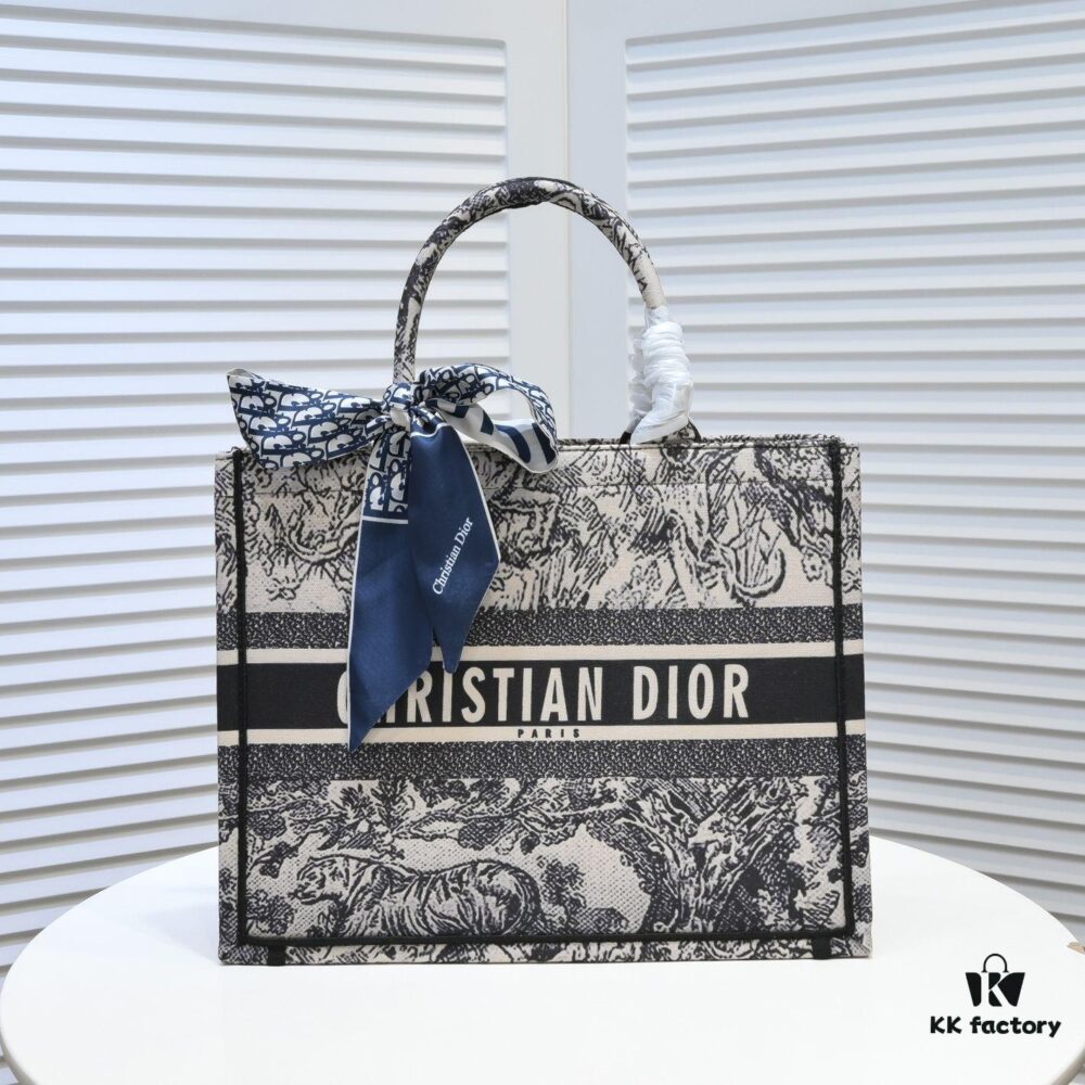 Dior Small Shopping Bag with Silk Scarf, Hemmed, Limited Edition, Celebrity Style, Imported Fabric, High-End Quality