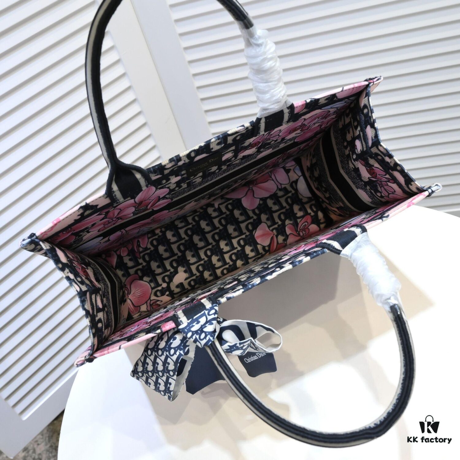 Dior Small Shopping Bag with Silk Scarf, Bound Edges, New Arrival from Dior Counter, Limited Edition, Celebrity Style