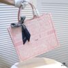 Large Size 🔥 Embroidered Edge Dior New Arrival Shopping Tote! Counter Version! Limited Edition Worn by Celebrities! Extremely Stylish! Imported Fabric, High-End Quality! Indistinguishable from Genuine Store Items! Extra-Large Capacity, Perfect for Outings!