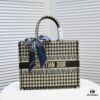 Original Order Fabric, with Scarf Mini Size, Bound Edges, Dior New Arrival Shopping Tote! Store Version Synchronized Update! Limited Edition Worn by Celebrities! Extremely Stylish! Imported Fabric, High-End Quality!
