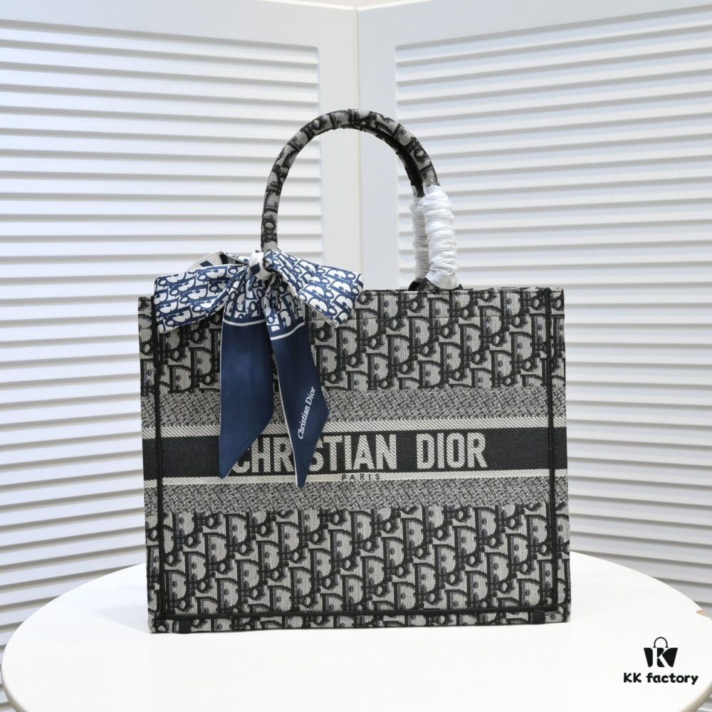 Dior Small Shopping Bag with Silk Scarf, Bound Edges, New Arrival from Dior Counter, Limited Edition, Celebrity Style