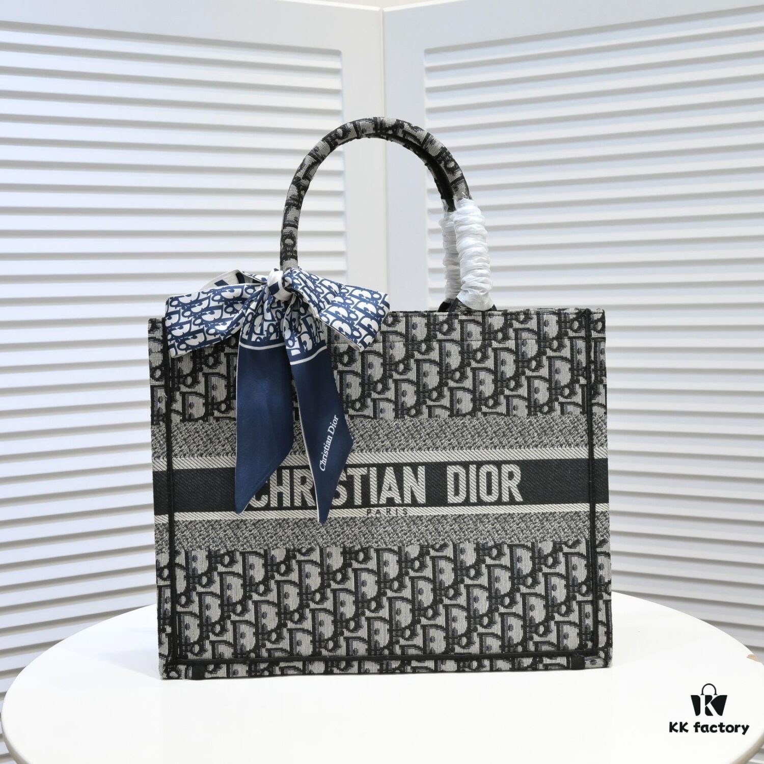 Dior Small Shopping Bag with Silk Scarf, Bound Edges, New Arrival from Dior Counter, Limited Edition, Celebrity Style