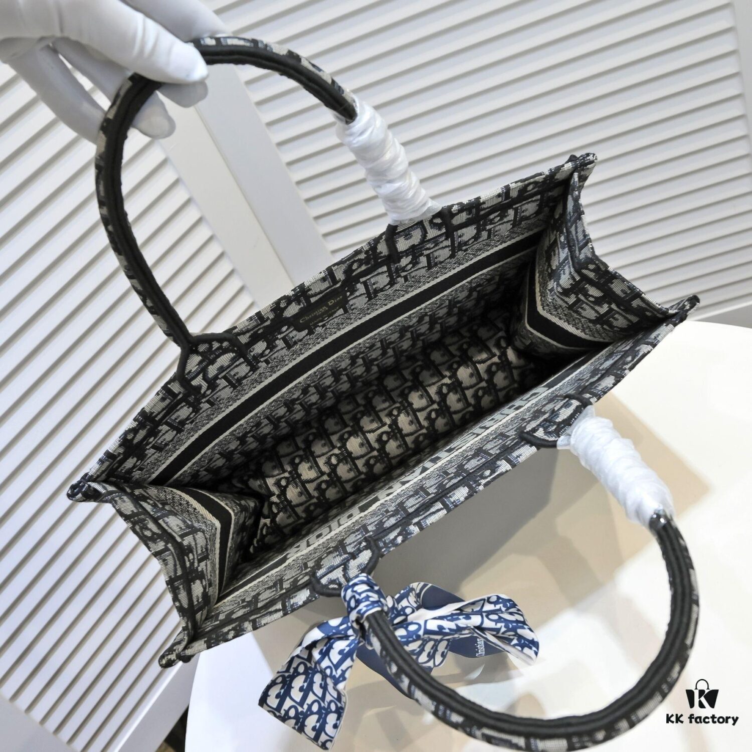 Dior Small Shopping Bag with Silk Scarf, Bound Edges, New Arrival from Dior Counter, Limited Edition, Celebrity Style