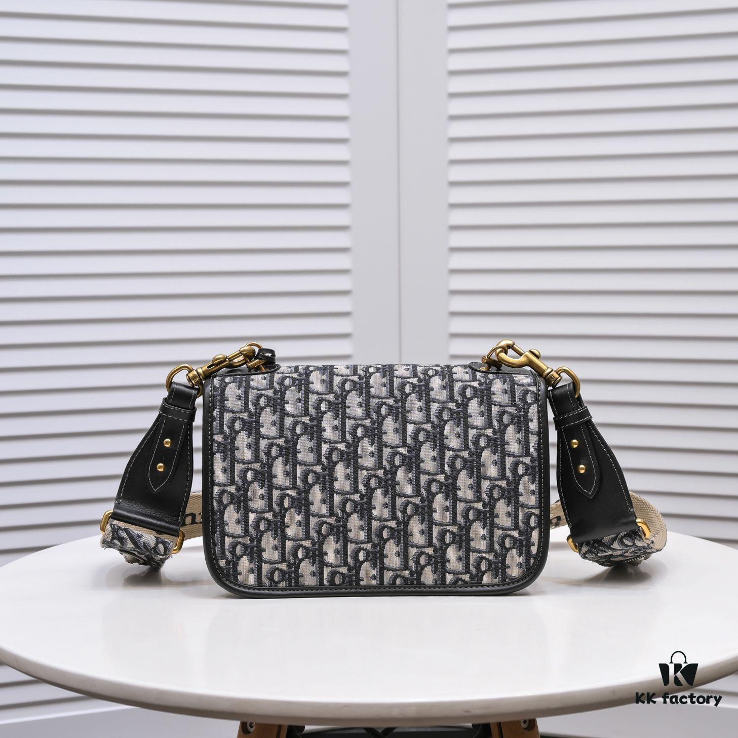 Shoulder Strap Style 🔥🔥‼ Original Design Development! No Detail Overlooked... DIOR OBLIQUE Flap Top-Handle Mini Bag, Signature Canvas with Smooth Calfskin Trim, Vintage Gold-Tone Metal Lock Closure, Detachable Chain Strap with 'CD' Logo in Vintage Gold-Tone Metal, Can Be Carried as a Shoulder or Crossbody Bag