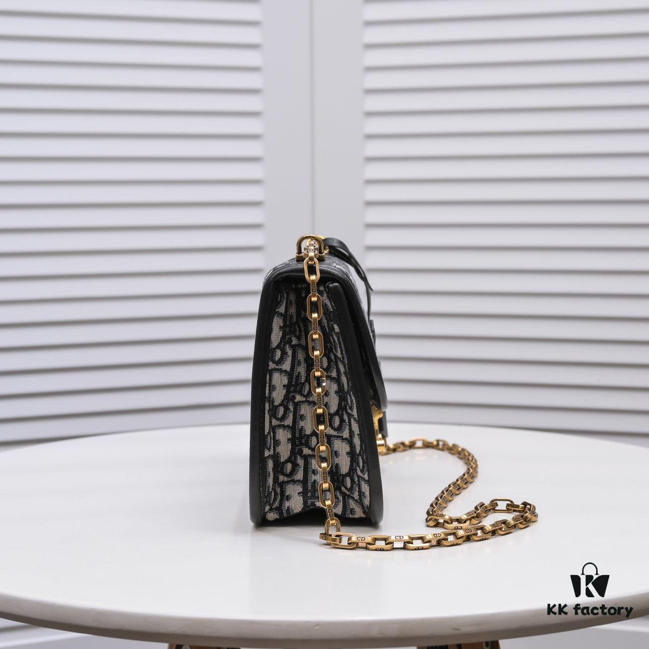 DIOR OBLIQUE Flap Handheld Bag with Chain Detail