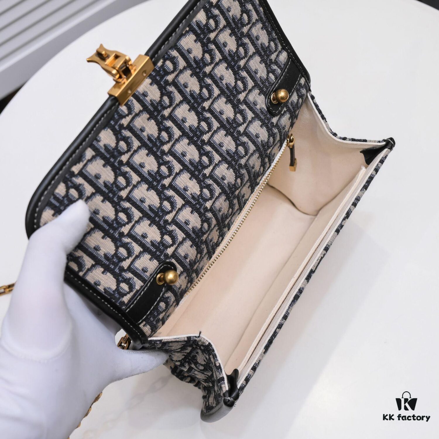 DIOR OBLIQUE Flap Handheld Bag with Chain Detail