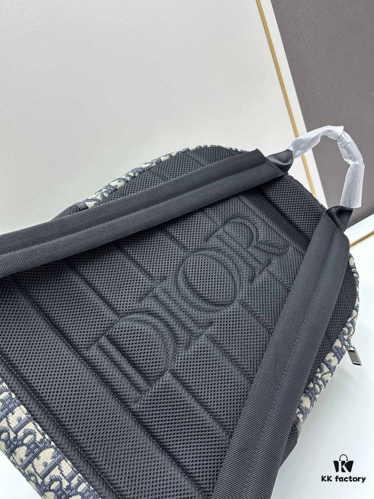 Dior 8 Backpack in Beige and Black Oblique Print