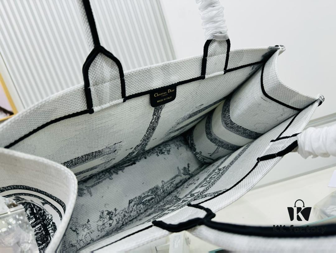 Thick Stitching, Heavy Fabric Original Order Large Size Di0r Book Tote