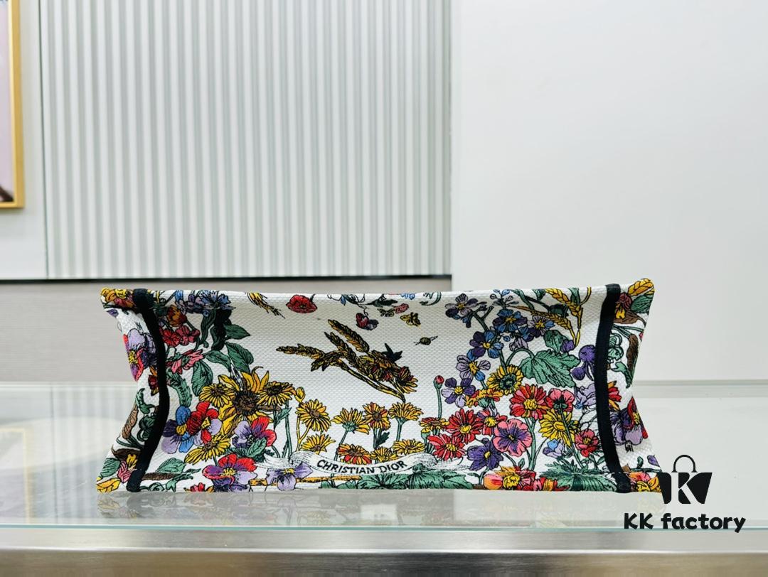 Thick Thread, Heavy Fabric Original Order Medium Di0r Book Tote