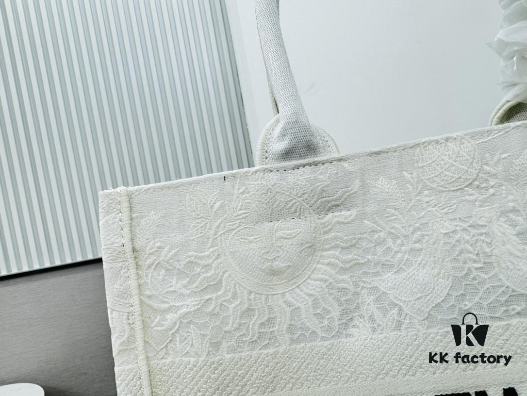 Thick Stitching, Heavy Fabric Original Order Medium Size [Dior Book Tote]
