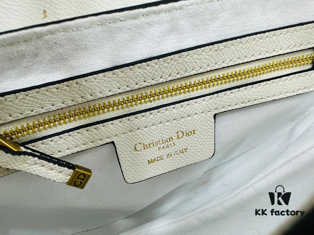 New Arrival☀️ Palm Grain Saddle Bag – Be a Classic with Classics