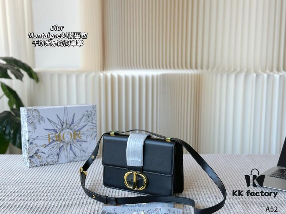 Dior | Montaigne 30 Bag, Gift-Box Packaged