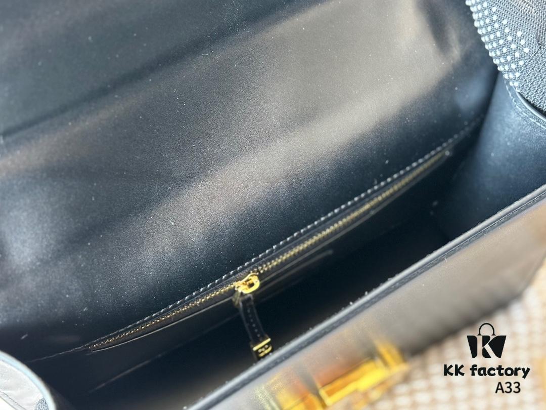 Dior | Montaigne 30 Bag, Gift-Box Packaged