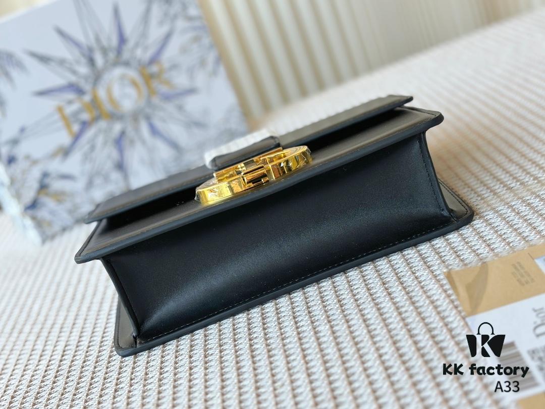 Dior | Montaigne 30 Bag, Gift-Box Packaged