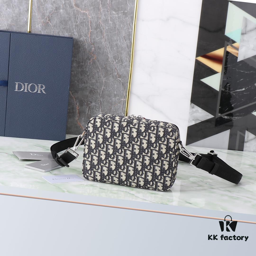 Dior Homme Men's Camera Crossbody Bag, Model 206VPI-H03E (Apricot Jacquard)