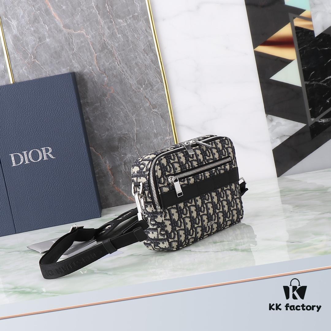 Dior Homme Men's Camera Crossbody Bag, Model 206VPI-H03E (Apricot Jacquard)