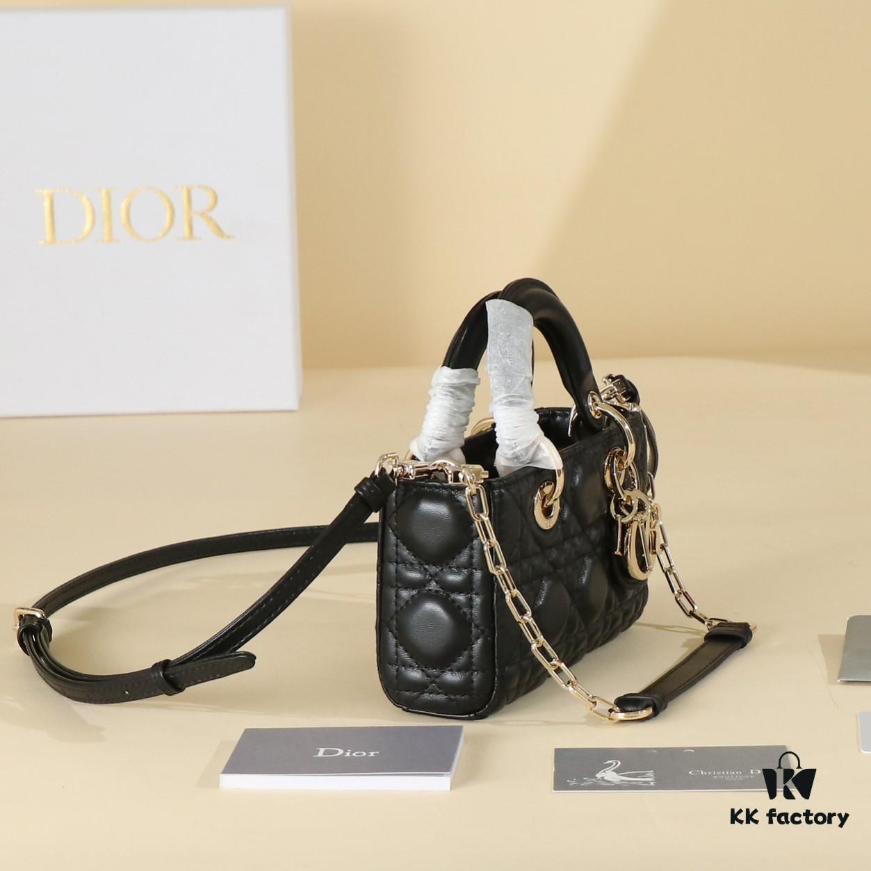 Black Lambskin Cannage Pattern