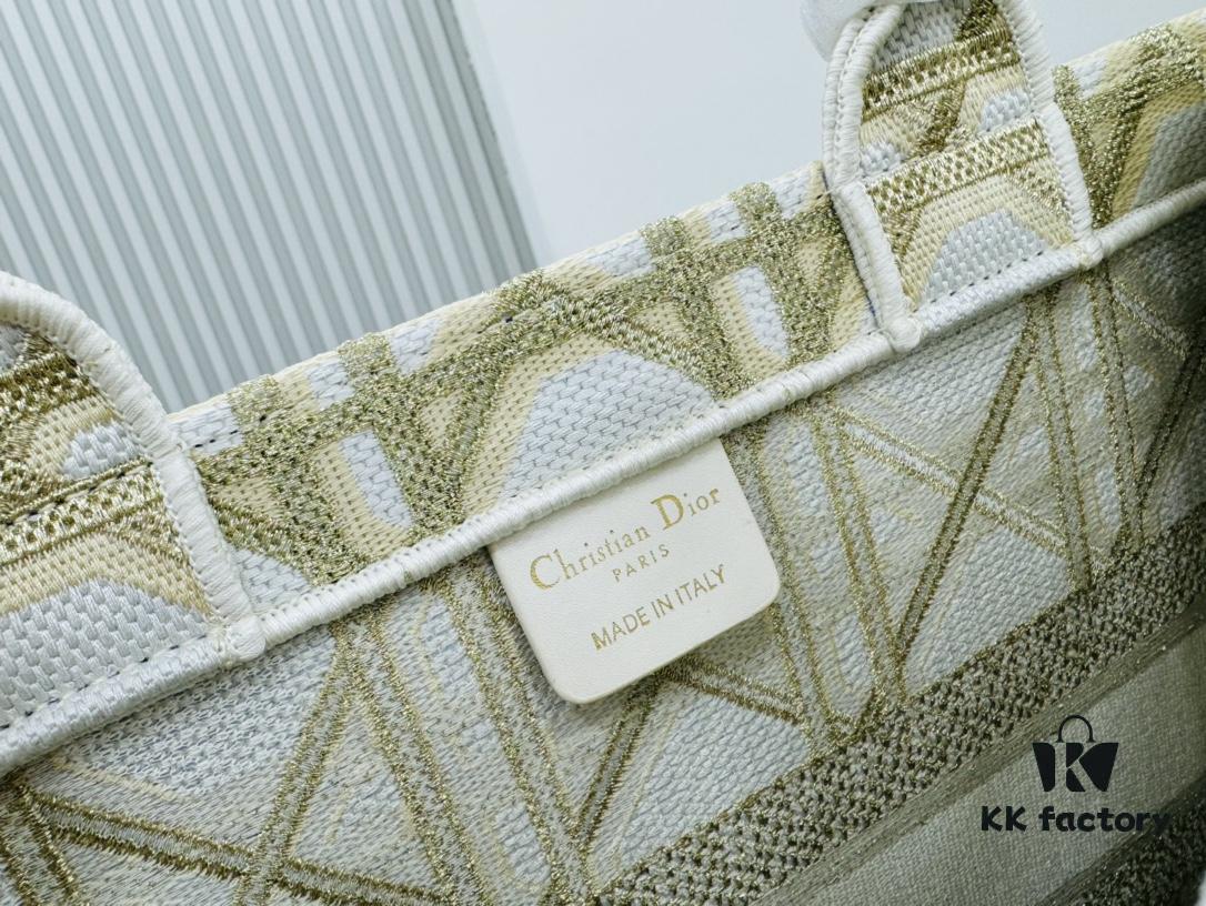 Thick Thread, Heavy Fabric Original Order Medium Di0r Book Tote