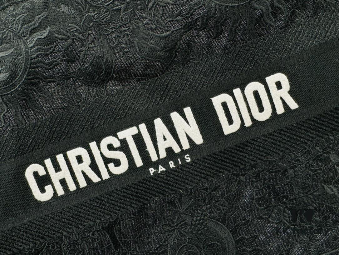 Thick Thread, Heavy Fabric Original Order Medium [Dior Book Tote]