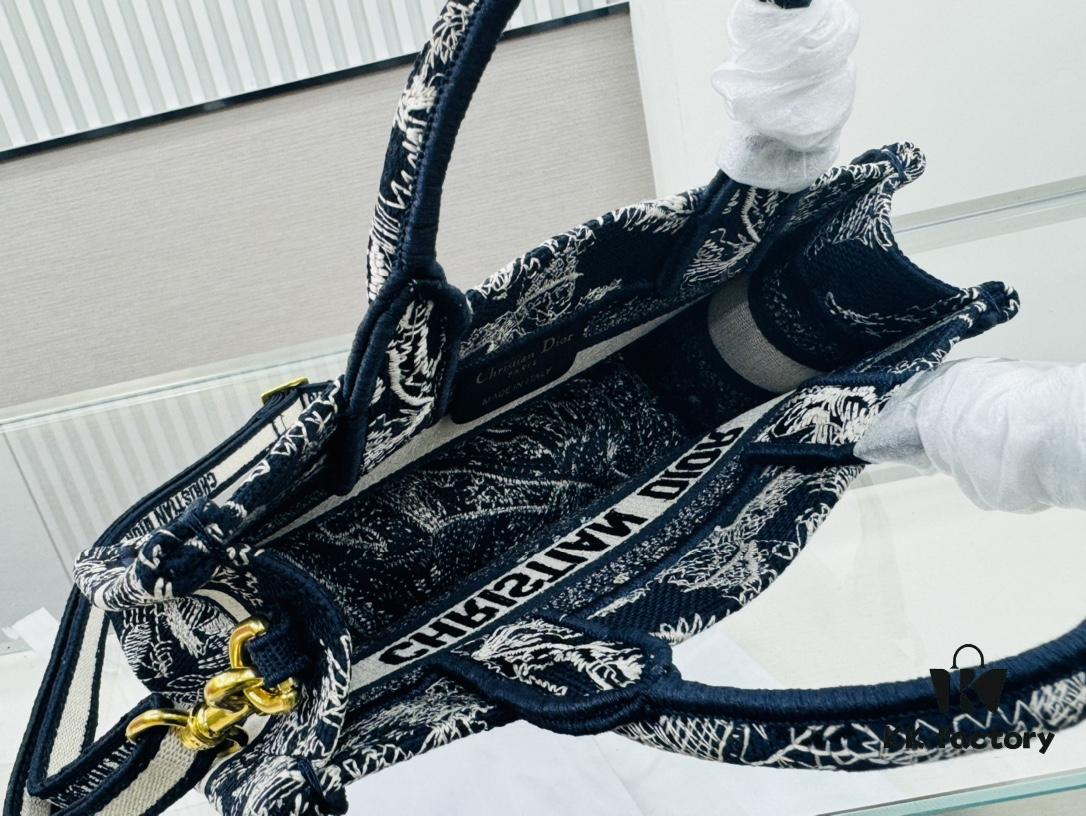 Black Blue Tiger, Super Mini with Shoulder Strap DIOR Book Tote 24 Spring/Summer New Arrival