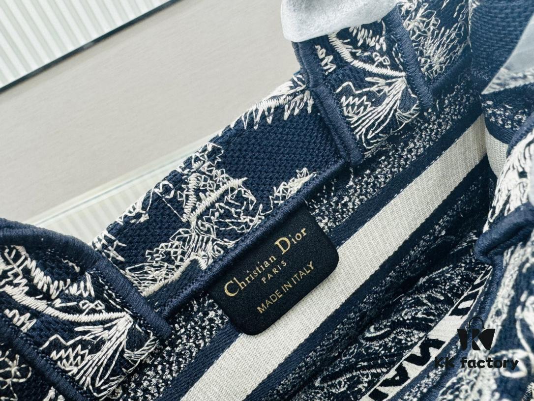 Black Blue Tiger, Super Mini with Shoulder Strap DIOR Book Tote 24 Spring/Summer New Arrival