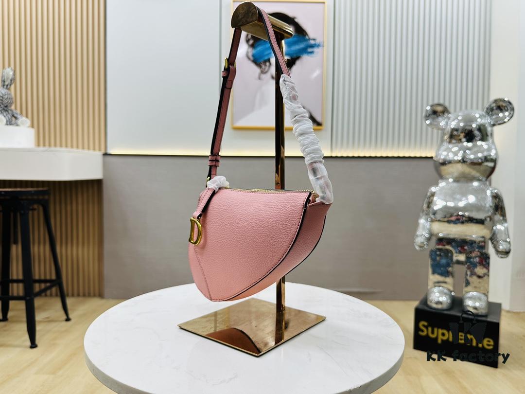 Christian Dior New Saddle Bag - Crescent Armpit Bag