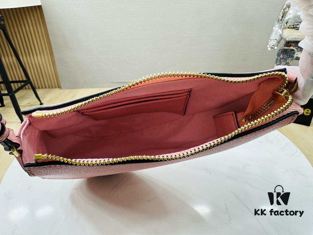 Christian Dior New Saddle Bag - Crescent Armpit Bag