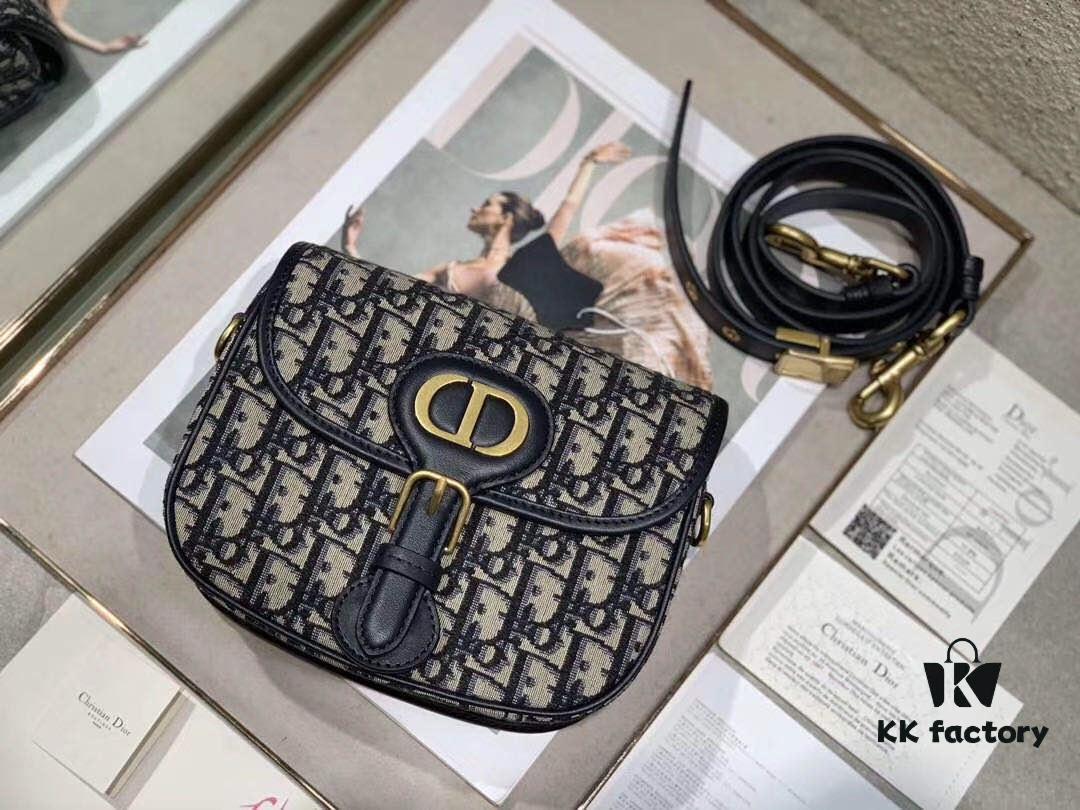 Vintage Version Dior Bobby 2022 Early Autumn New Retro Bag