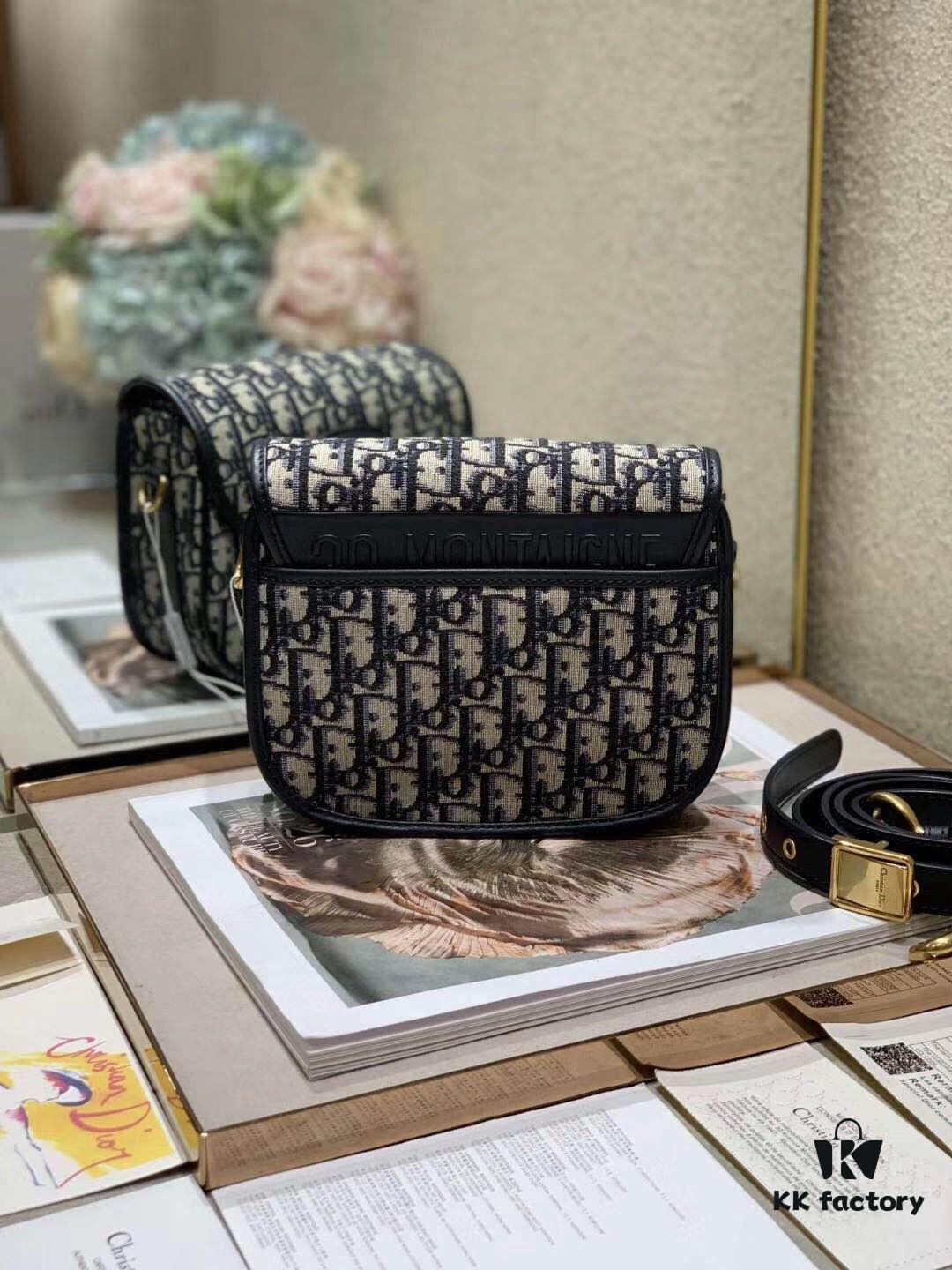 Vintage Version Dior Bobby 2022 Early Autumn New Retro Bag