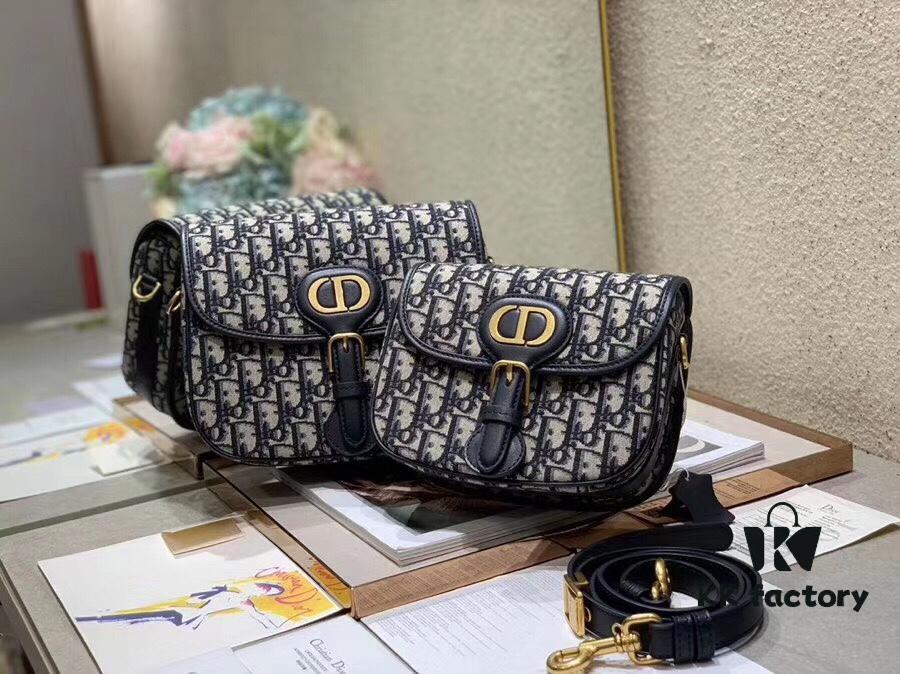 Vintage Version Dior Bobby 2022 Early Autumn New Retro Bag