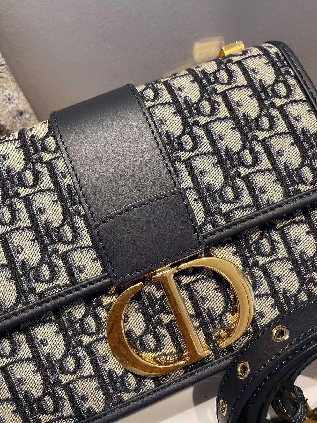 🆕【Dior 30 Montaigne♥️ Colored Buckle】Inspired by Dior's Timeless Legacy at 30 Avenue Montaigne