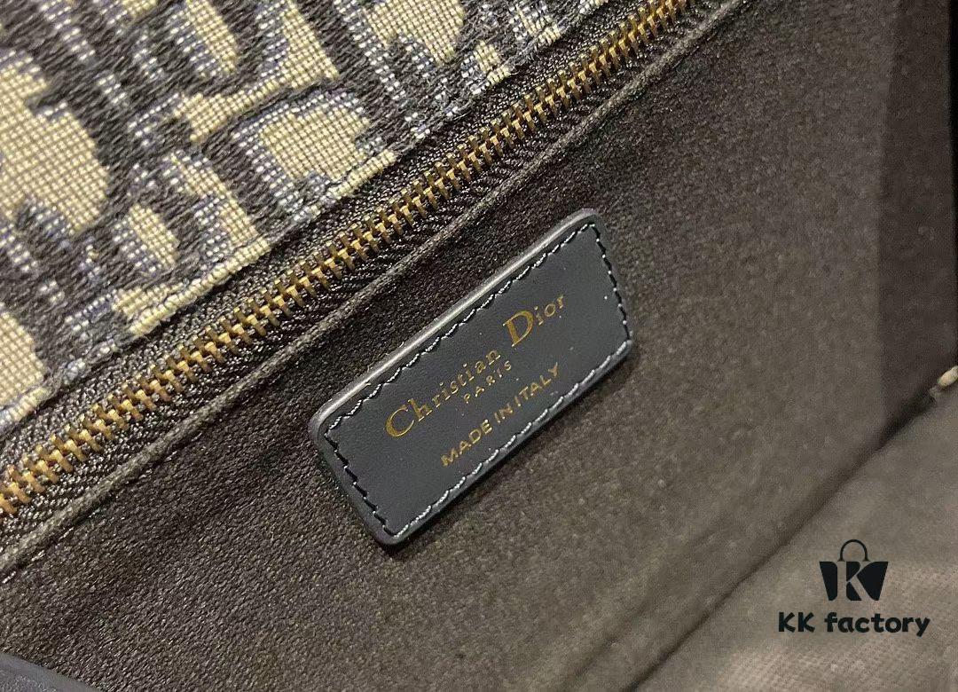 🆕【Dior 30 Montaigne♥️ Colored Buckle】Inspired by Dior's Timeless Legacy at 30 Avenue Montaigne