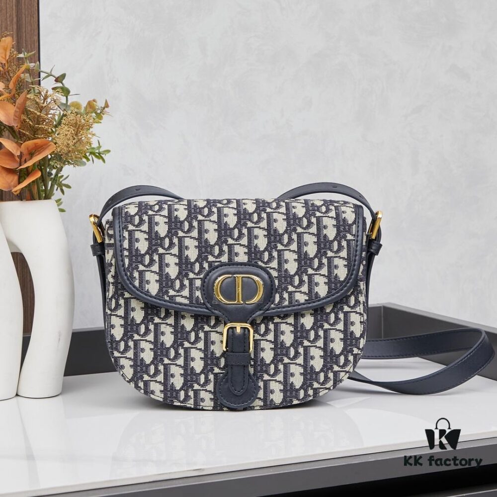 Dior Bobby Medium vs Large | Smooth Calfskin with Suede Lining from the 30 Montaigne Collection