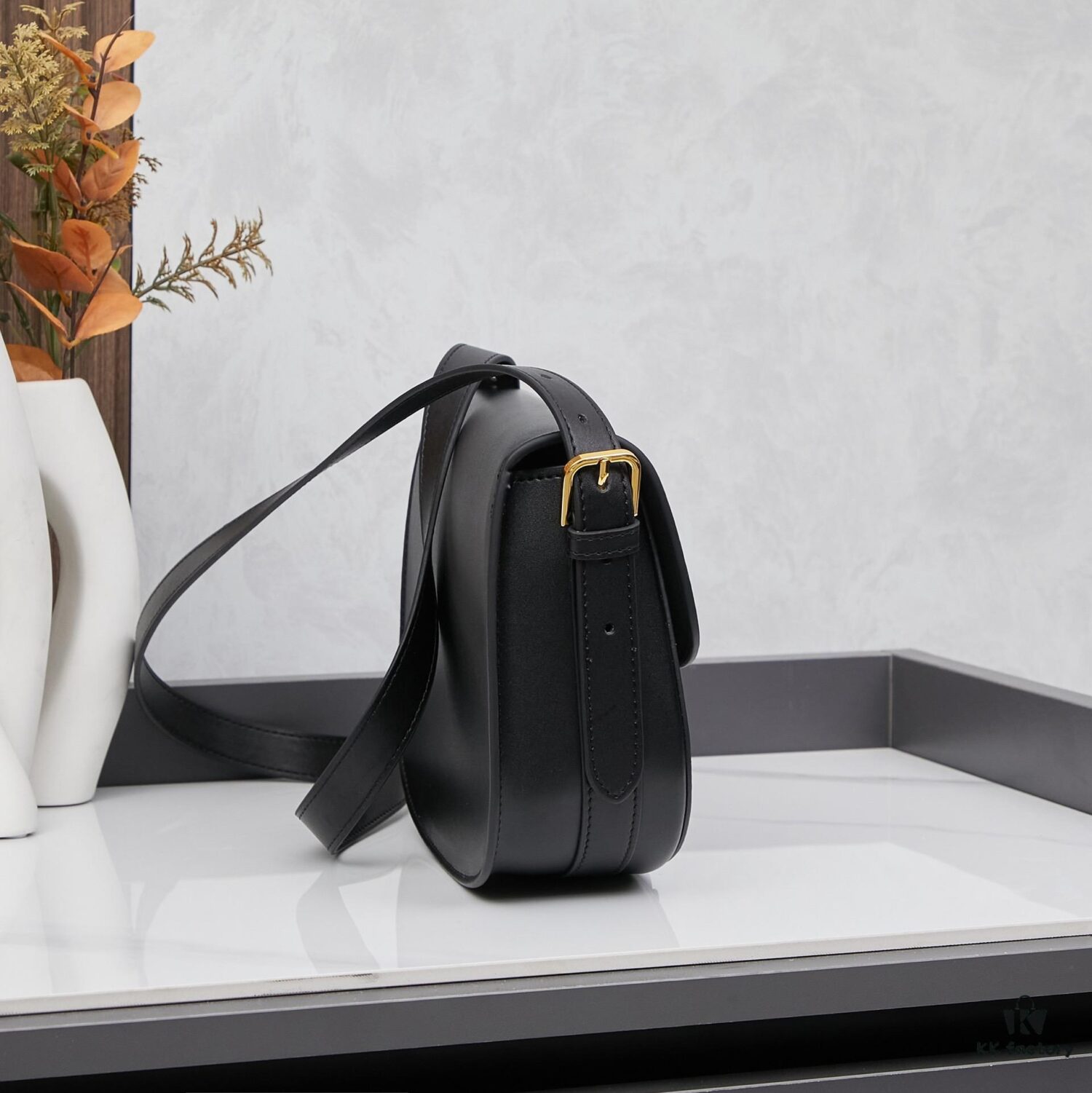 Dior Bobby Medium vs Large | Smooth Calfskin with Suede Lining from the 30 Montaigne Collection