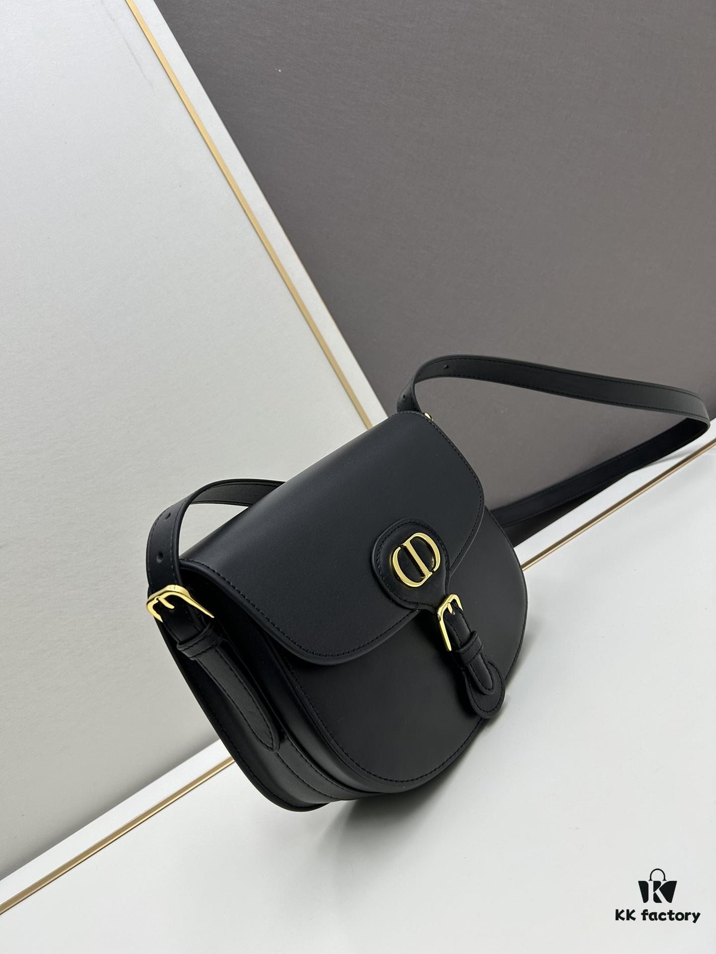 Dior Bobby Medium vs Large - Smooth Calfskin with Suede Lining, Part of 30 Montainge Collection