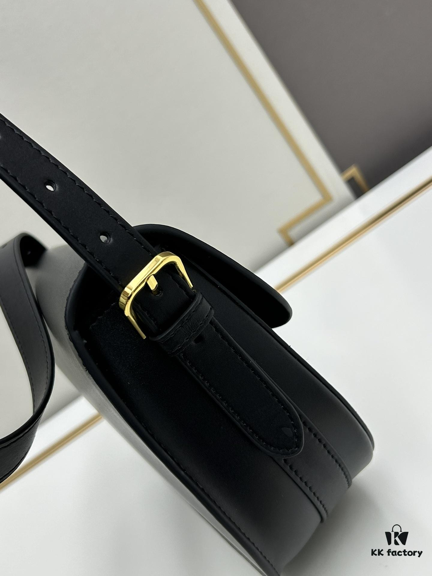 Dior Bobby Medium vs Large - Smooth Calfskin with Suede Lining, Part of 30 Montainge Collection